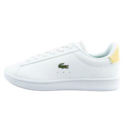 Buty Lacoste Carnaby 749SUJ0002082 białe. Białe buty sportowe na co dzień damskie bez wzorów, ze skóry ekologicznej. W wyprzedaży za 466.89 zł.