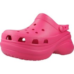 Tenisówki Crocs Model Classic Bae Clog Kolor Rose. Czerwone trampki i tenisówki męskie Crocs, bez wzorów, z gumy, bez zapięcia. W wyprzedaży za 261.90 zł.