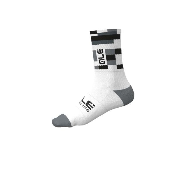 Skarpety rowerowe Alé Match. Białe skarpetki damskie ALÉ CYCLING, bez wzorów. Za 82.80 zł.