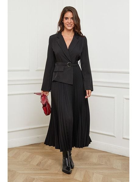 L'armoire de Suzette Sukienka w kolorze czarnym rozmiar: 34/36. Czarne sukienki damskie L'armoire de Suzette, l, bez wzorów, z tkaniny, klasyczne, bez kołnierzyka, bez ramiączek, maxi, kopertowe. Za 138.87 zł.