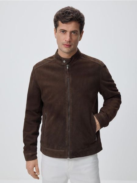 Zamszowa kurtka - ciemnobrązowy. Brązowe kurtki męskie Reserved, l, bez wzorów, ze skóry, bez kaptura. Za 599.99 zł.