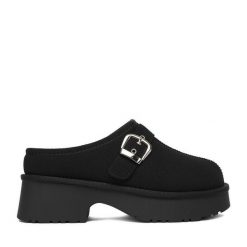Klapki JENNY. Czarne klapki damskie Jenny, bez wzorów, bez obcasa. Za 149.99 zł.
