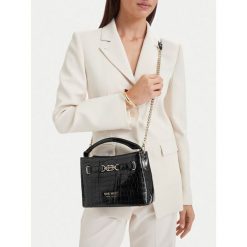 Torebka Nine West. Czarne torebki klasyczne damskie Nine West, bez wzorów, bez dodatków. Za 249.99 zł.