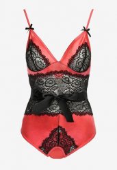 Różowo-Czarne Body Zdobione Koronką ze Stringami i Satynową Wstążką Luneie. Czerwone body damskie Born2be, z aplikacjami, z koronki. Za 39.99 zł.
