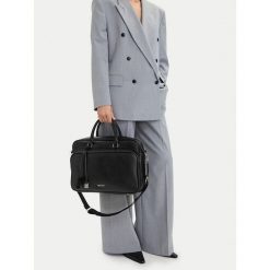 Torba na laptopa Nine West. Czarne torby na laptopa damskie Nine West, bez wzorów. Za 299.99 zł.
