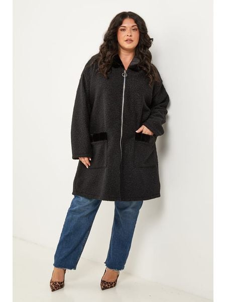 Curvy Lady Kurtka przejściowa w kolorze czarnym rozmiar: 48/50. Czarne kurtki damskie Curvy Lady, bez wzorów, bez kaptura. Za 217.53 zł.