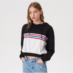 Sportowa bluza w paski - Czarny. Czarne bluzy bez kaptura damskie Sinsay, l. Za 49.99 zł.
