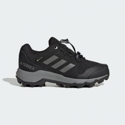 Buty Terrex GORE-TEX Hiking. Czarne buty trekkingowe męskie Adidas, z gore-texu, bez zapięcia, wspinaczkowe, gore-tex. Za 439.00 zł.
