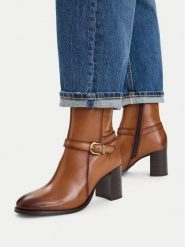 MEXX Botki EO-WI44-FARRAH-01 Brązowy. Brązowe botki damskie Mexx, bez obcasa, na słupku, bez zapięcia. Za 449.99 zł.