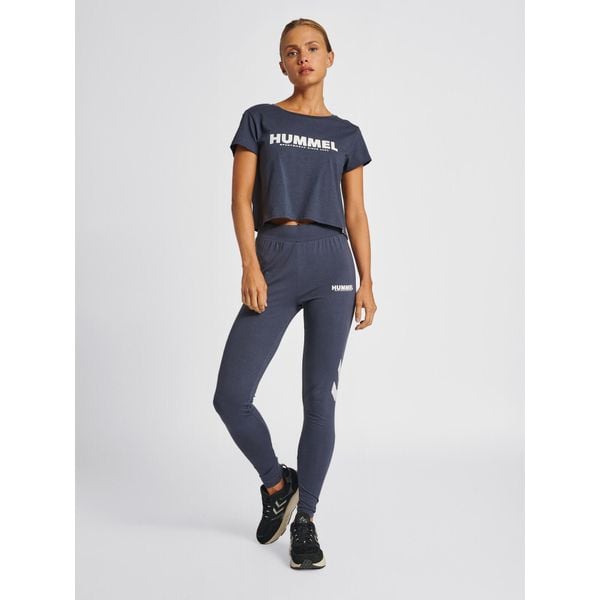 Damska koszulka crop top Hummel Legacy. Niebieskie bluzki damskie HUMMEL, m, bez kołnierzyka, bez ramiączek. Za 100.00 zł.