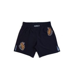 MANTO lekkie spodenki TIGERS XXL. Czarne szorty męskie Manto, bez wzorów, sportowe. Za 169.00 zł.