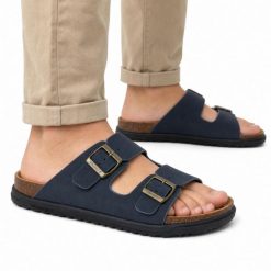 Klapki męskie Wrangler BELVILLE SLIDER MEN LOW. Brązowe klapki i japonki męskie Wrangler, z materiału. Za 139.00 zł.