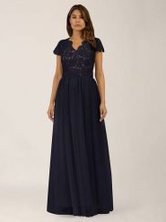 APART Sukienka w kolorze granatowym rozmiar: 38. Niebieskie sukienki damskie Apart, bez wzorów, z koronki, bez kołnierzyka, bez ramiączek, maxi. Za 260.99 zł.