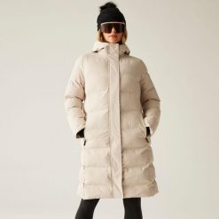 Damska kurtka ocieplana Wander. Białe kurtki damskie Dare 2b, bez wzorów, z puchu, bez kaptura. Za 499.99 zł.