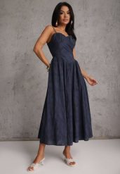 Granatowa Rozkloszowana Sukienka z Bawełny na Ramiączka Zdobiona Haftem Adozaphaura. Niebieskie sukienki damskie Renee, na co dzień, na lato, m, z aplikacjami, z bawełny, bez kołnierzyka, bez ramiączek, maxi, gorsetowe. Za 179.99 zł.