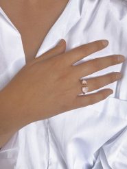 Les Favorites Pozłacany pierścionek z masą perłową i cyrkoniami rozmiar: 54. Różowe pierścionki damskie Les Favorites, z cyrkonią, pozłacane. Za 121.99 zł.