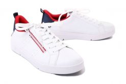 RIEKER REVOLUTION 41906-80 white, półbuty damskie. Białe półbuty damskie Rieker, bez wzorów, bez obcasa. Za 399.90 zł.