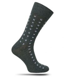 Szare Skarpetki - MORE - Męskie, w Drobny Wzór Geometryczny, Casualowe. Szare skarpetki męskie More, bez wzorów, z bawełny. Za 19.90 zł.