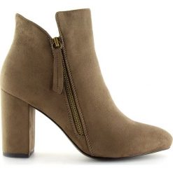 Botki na obcasie brązowe 6900 Khaki. Brązowe botki damskie ButyModne, z futra, eleganckie, bez obcasa, na obcasie, bez zapięcia. W wyprzedaży za 109.00 zł.