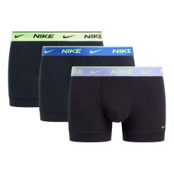 Bielizna Bokserki Nike Trunk 3Pk Dorośli. Czarna bokserki męskie Nike, bez wzorów, z elastanu. Za 198.60 zł.