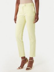 Rinascimento Spodnie materiałowe CFC0128638003 Żółty Regular Fit. Żółte spodnie materiałowe damskie RINASCIMENTO, bez wzorów, z materiału. Za 399.99 zł.