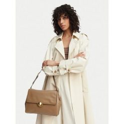 Torebka Furla. Brązowe torebki klasyczne damskie Furla, bez wzorów, bez dodatków. Za 2,149.00 zł.