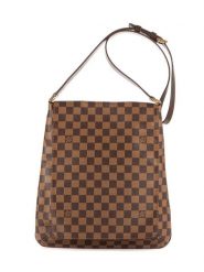 Louis Vuitton Torebka "Musette" w kolorze brązowo-jasnobrązowym - 37 x 30 x 6 cm rozmiar: onesize. Brązowe torebki klasyczne damskie Louis Vuitton, bez wzorów, z materiału, bez dodatków. Za 4,001.99 zł.