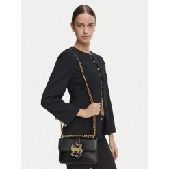 Torebka Just Cavalli. Czarne torebki klasyczne damskie Just Cavalli, bez wzorów, bez dodatków. Za 819.99 zł.