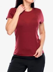 Koszulka damska Houdini Tree Tee. Czerwone t-shirty damskie Houdini, m, bez wzorów, z jersey, bez kołnierzyka. Za 191.29 zł.