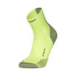 Skarpetki do biegania Kiprun Run 900 średnie cienkie. Żółte skarpetki damskie KIPRUN, bez wzorów, z elastanu. Za 39.99 zł.