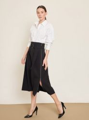 BGN Spódnica w kolorze czarnym rozmiar: 40. Czarne spódniczki damskie BGN, bez wzorów, z tkaniny, midi, proste. Za 143.99 zł.