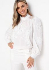 Biała Bluzka z Półgolfem Ozdobiona Koronką Enphine. Białe bluzki damskie Born2be, m, bez wzorów, z koronki, bez kołnierzyka, bez ramiączek. Za 39.99 zł.