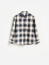 Koszula w kratę regular fit - wielobarwny. Koszule męskie Reserved, l, bez wzorów, z bawełny, bez kołnierzyka, bez ramiączek. Za 129.99 zł.