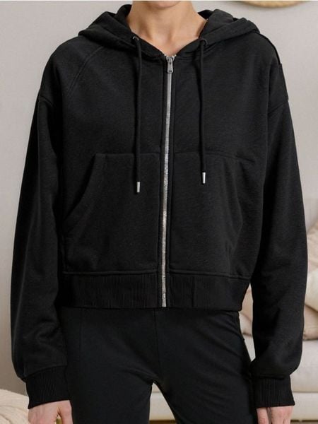Bluza z kapturem z zapięciem - czarny. Czarne bluzy z kapturem damskie Sinsay, l. Za 39.99 zł.