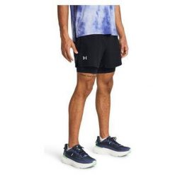 Spodenki do biegania męskie Under Armour Launch 5 inch 2-in-1 Short. Czarne szorty męskie Under Armour, bez wzorów, sportowe. Za 130.88 zł.