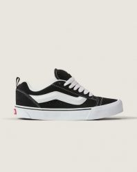 VANS Knu Skool Tenisówki unisex. Czarne trampki i tenisówki męskie Vans, bez wzorów, z gumy, bez zapięcia. Za 299.99 zł.