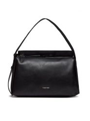 Calvin Klein Torebka Gracie K60K611661 Czarny. Czarne torebki klasyczne damskie CALVIN KLEIN, bez wzorów, ze skóry, bez dodatków. Za 379.99 zł.
