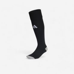 Skarpety do piłki nożnej Adidas Milano. Czarne skarpetki damskie Adidas, bez wzorów, z materiału. Za 29.99 zł.