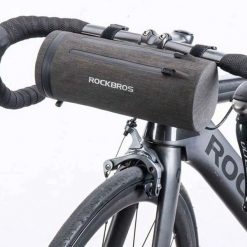 Wodoodporna torba na kierownicę Rockbros AS-051 - Czarna. Czarne torebki klasyczne damskie ROCKBROS, bez wzorów, z materiału, duże, bez dodatków. Za 151.60 zł.