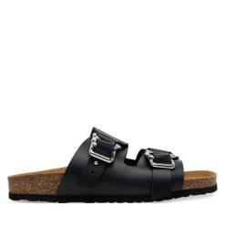 Klapki LOVE MOSCHINO. Czarne klapki damskie Love Moschino, bez wzorów, bez obcasa. Za 479.99 zł.