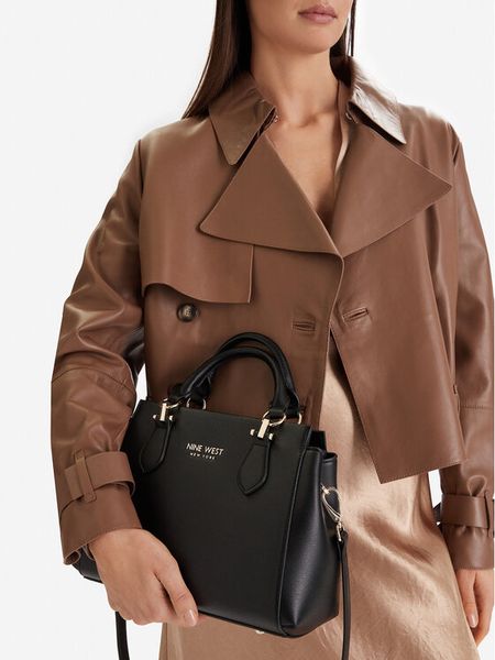 Nine West Torebka EO-Lumina-LX10278 Czarny. Czarne torebki klasyczne damskie Nine West, bez wzorów, z materiału, bez dodatków. Za 349.99 zł.