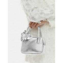 Torebka GINO ROSSI. Szare torebki klasyczne damskie Gino Rossi, bez wzorów, bez dodatków. Za 279.99 zł.