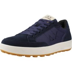 Buty SUN68 GENIUS Niebieski. Niebieskie buty trekkingowe męskie SUN68, ze skóry, bez zapięcia, trekkingowe. Za 232.99 zł.