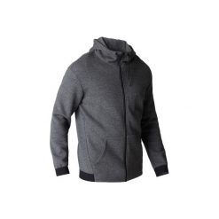Bluza na zamek z kapturem Gym & Pilates 560 męska. Czerwone bluzy z kapturem męskie DOMYOS, m, z bawełny. W wyprzedaży za 79.99 zł.