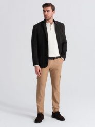 Spodnie męskie materiałowe REGULAR z kieszeniami cargo - jasnobrązowe V4 OM-PACG-0178 - XXL. Brązowe spodnie materiałowe męskie Ombre Clothing, bez wzorów, z materiału. W wyprzedaży za 79.99 zł.
