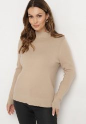 Jasnobeżowy Sweter z Wiskozą o Prostym Kroju ze Stójką i Wewnętrznym Ociepleniem Gemira. Brązowe golfy damskie Born2be, z aplikacjami, z jeansu, bez ramiączek. Za 84.99 zł.