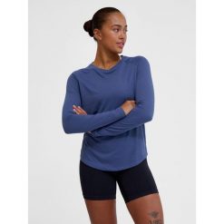 Damska koszulka z długim rękawem Hummel Vanja. Niebieskie t-shirty damskie HUMMEL, bez wzorów, z tkaniny, bez kołnierzyka. Za 180.00 zł.