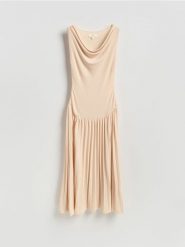 Sukienka maxi - beżowy. Brązowe sukienki damskie Reserved, l, bez wzorów, z dzianiny, klasyczne, bez kołnierzyka, bez ramiączek, maxi. Za 239.99 zł.