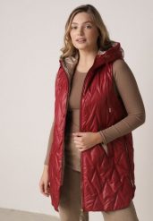 Czerwona Pikowana Kamizelka o Długim Kroju z Nieodpinanym Kapturem w Romby Dephice. Czerwone kamizelki damskie Born2be, l, z jeansu, długie. Za 139.99 zł.