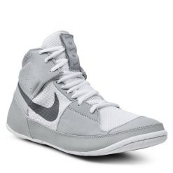 Buty bokserskie Nike. Szare buty sportowe na co dzień męskie Nike, bez zapięcia. Za 339.99 zł.